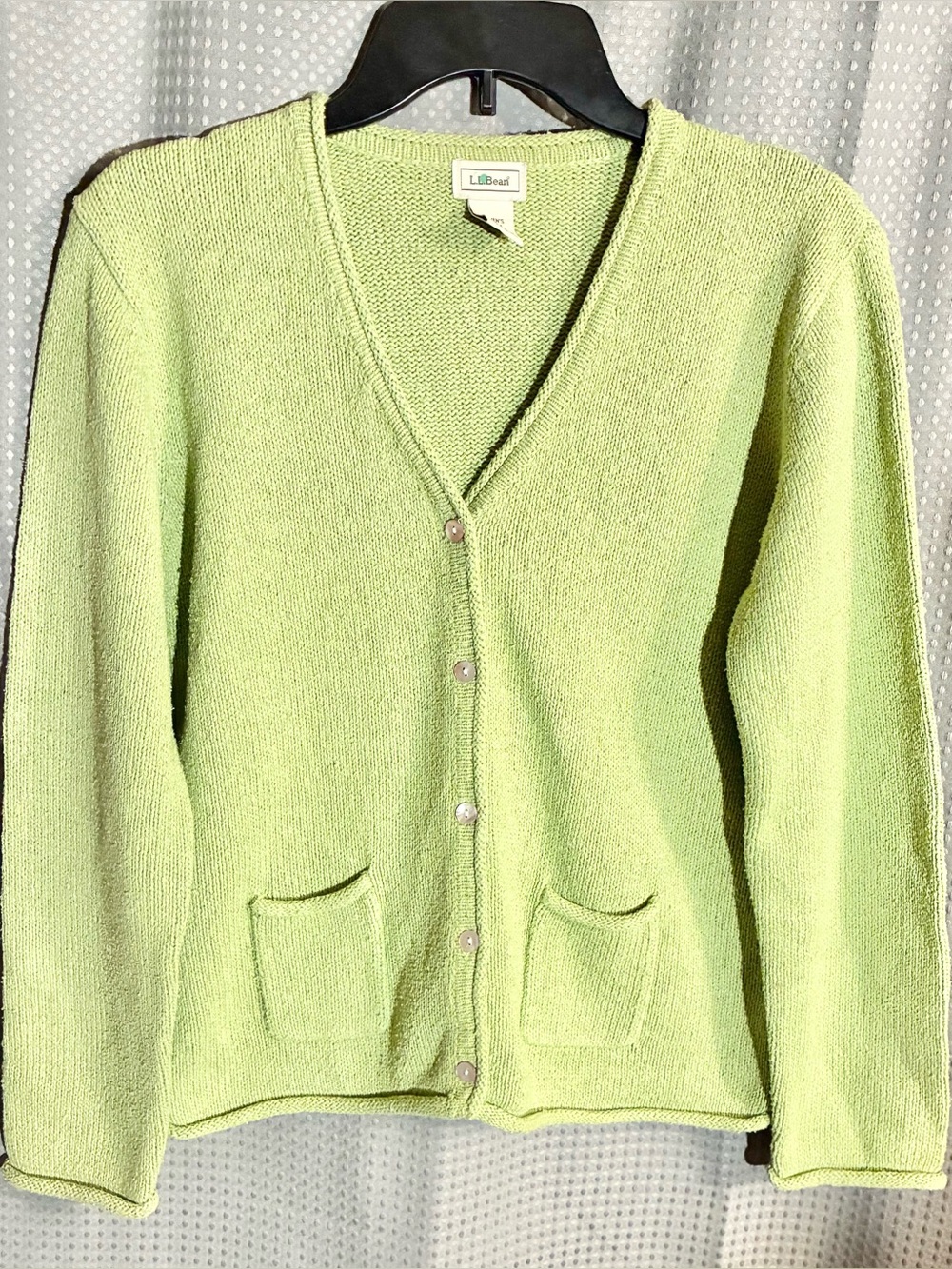 L.L. Bean Silk Green V-Neck Cardigan Sweater M Reg Pockets MOP Buttons Organic